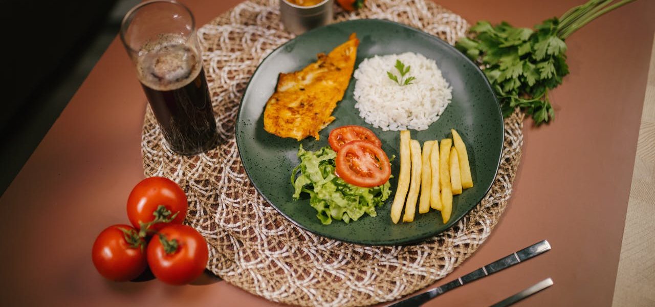 Onde almoçar no Buritis: 10 restaurantes testados pelos moradores